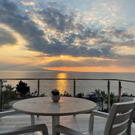 Wave Apartments Saranda Kültér fotó
