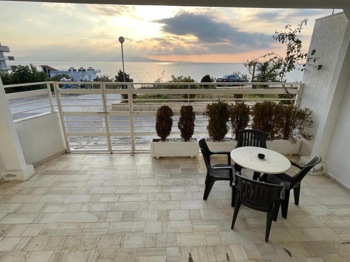 Wave Apartments Saranda Kültér fotó